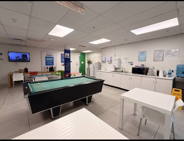1,523M² OFFICE TO LET IN SOMERSET PARK